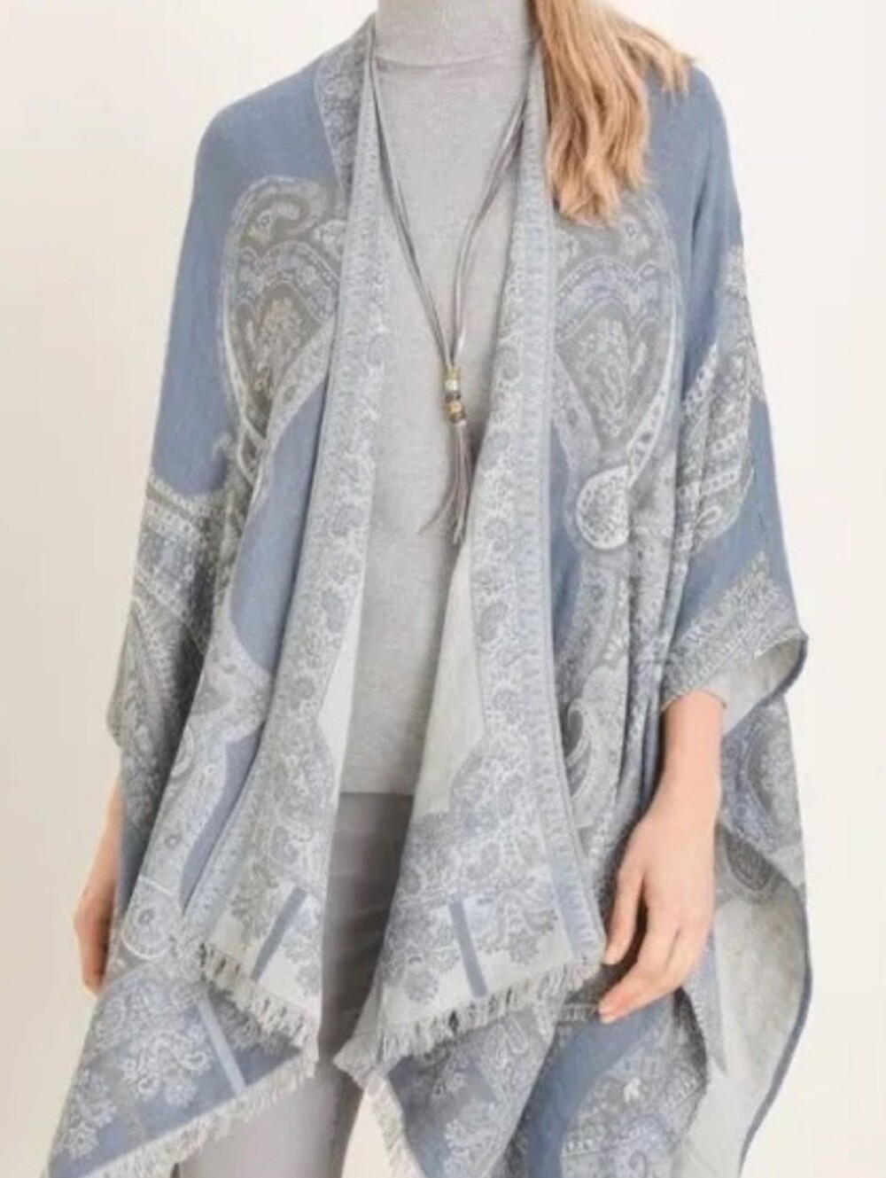 🌼B2G1🌼 Chico's Dusty Blue Paisley Knit Wrap